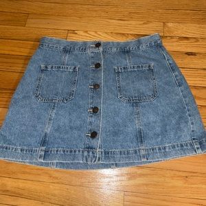 large light blue denim jean skirt w buttons